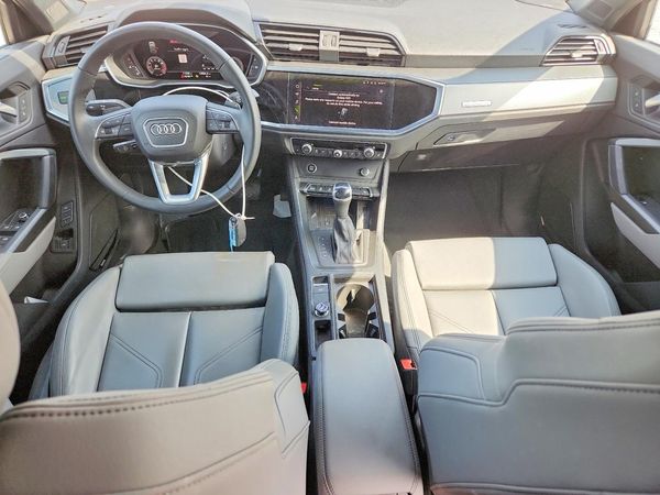 2024 AUDI Q3