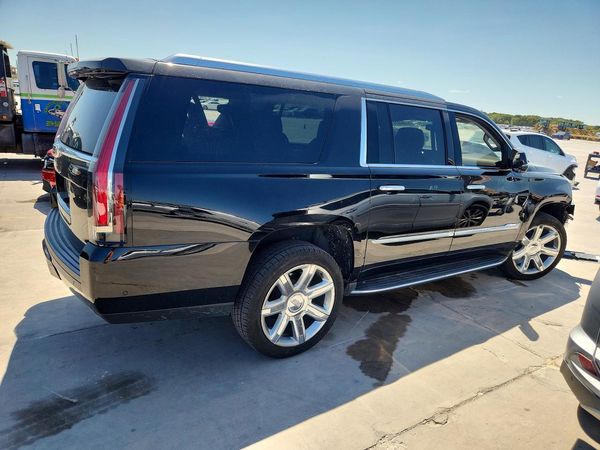 2020 CADILLAC ESCALADE