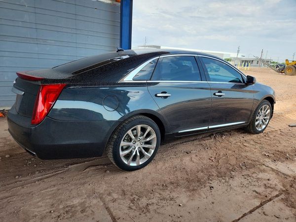 2013 CADILLAC XTS Luxury