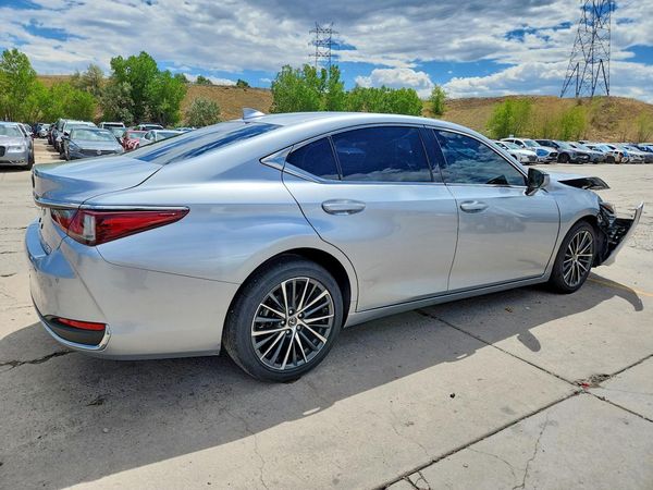 2022 LEXUS ES 250