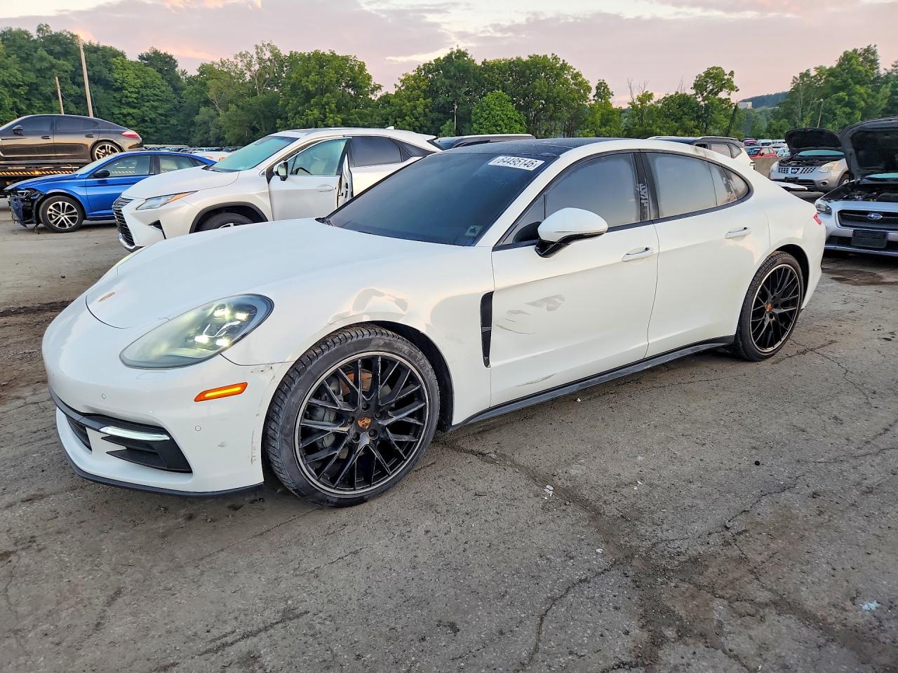 2018 PORSCHE PANAMERA