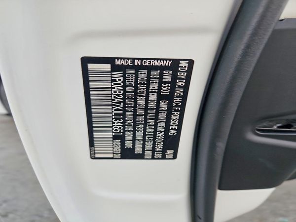 2018 PORSCHE PANAMERA