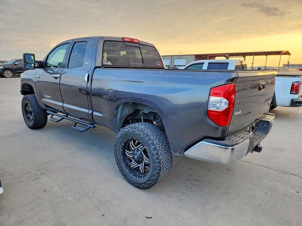 2015 TOYOTA TUNDRA SR5 Grade