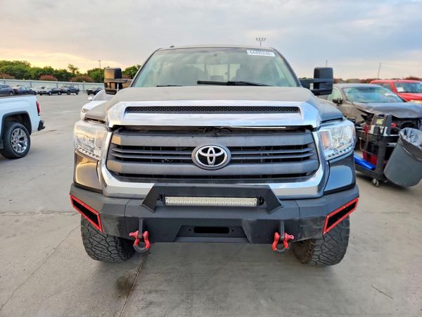 2015 TOYOTA TUNDRA SR5 Grade