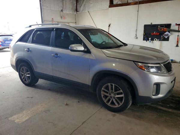 2014 KIA SORENTO Base/ LX