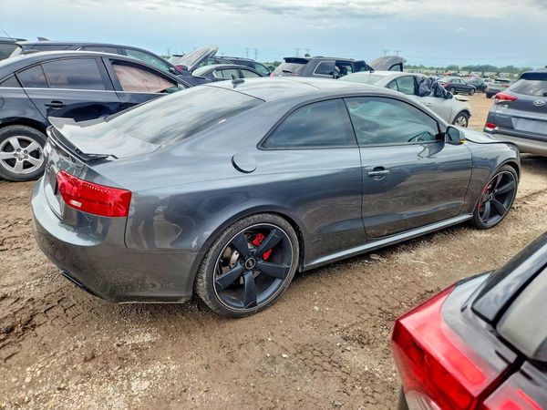 2015 AUDI RS5