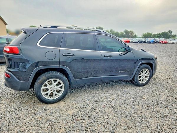 2015 JEEP CHEROKEE LATITUDE 4X4