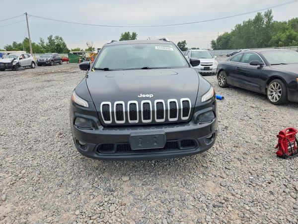 2015 JEEP CHEROKEE LATITUDE 4X4