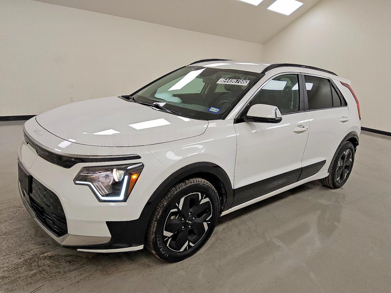 2024 KIA NIRO Wind