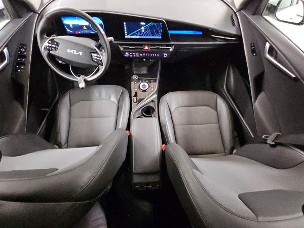 2024 KIA NIRO Wind