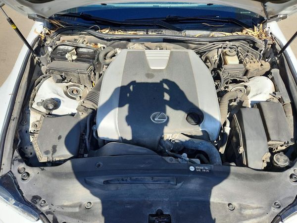 2017 LEXUS IS 300