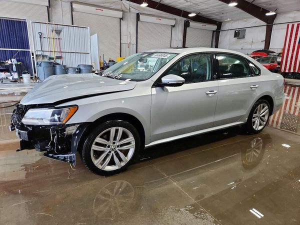2019 VOLKSWAGEN PASSAT