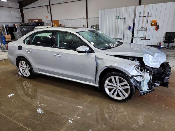 2019 VOLKSWAGEN PASSAT