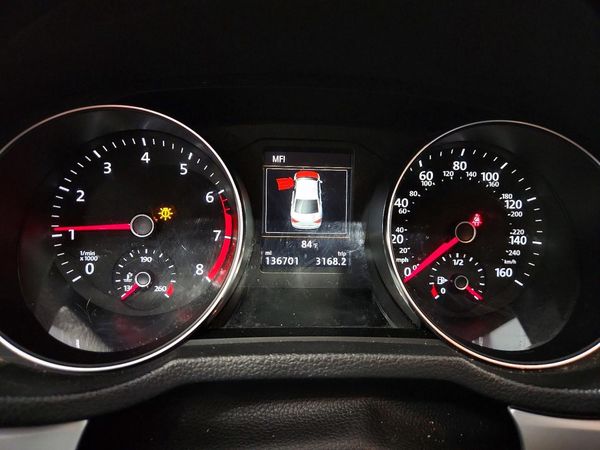 2019 VOLKSWAGEN PASSAT