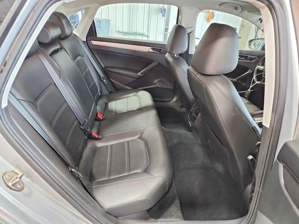 2019 VOLKSWAGEN PASSAT