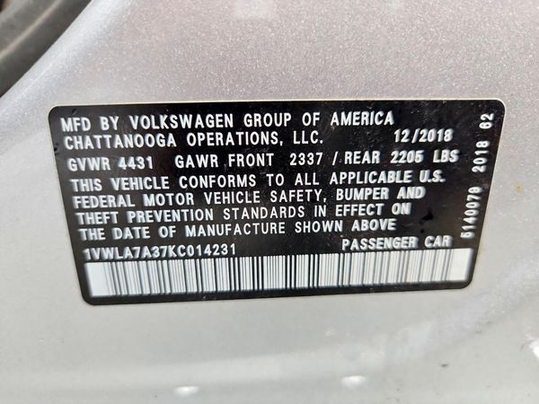 2019 VOLKSWAGEN PASSAT