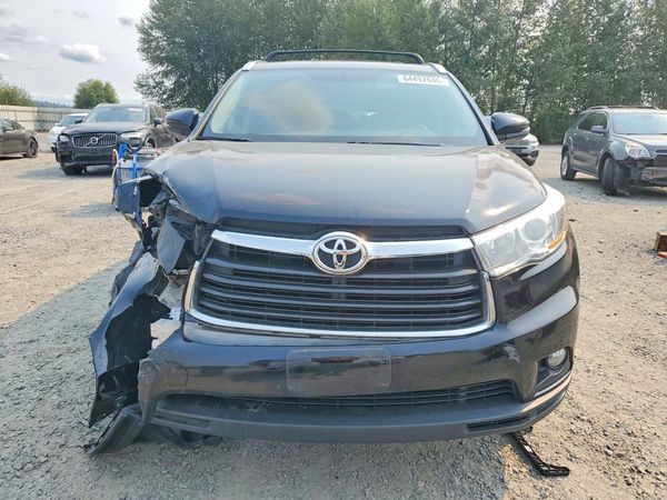 2015 TOYOTA HIGHLANDER