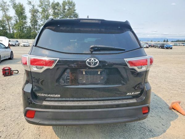 2015 TOYOTA HIGHLANDER