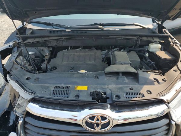 2015 TOYOTA HIGHLANDER