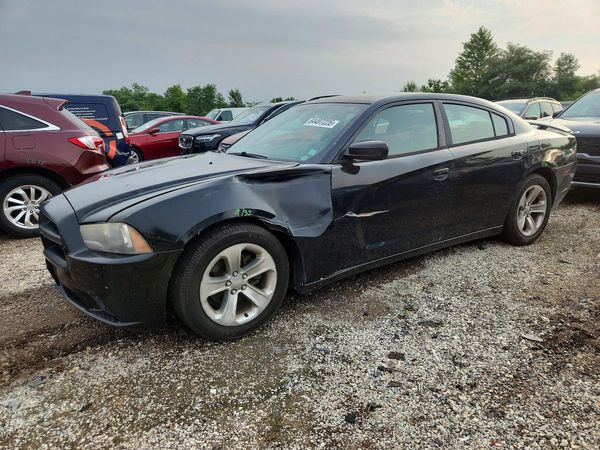 2013 DODGE CHARGER SXT