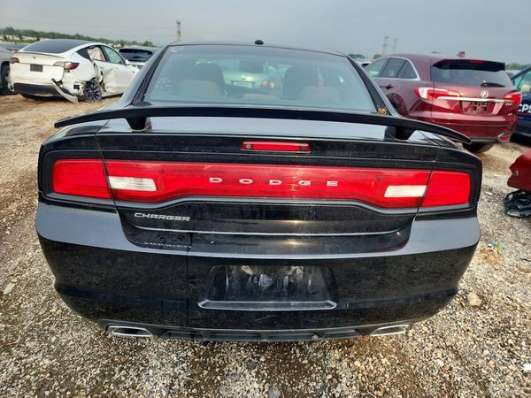 2013 DODGE CHARGER SXT