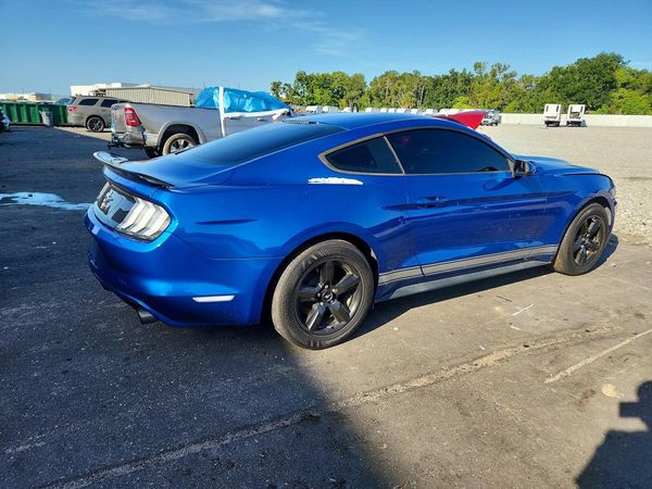 2017 FORD MUSTANG V6 Coupe