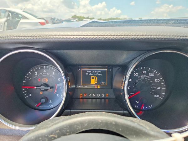 2017 FORD MUSTANG V6 Coupe