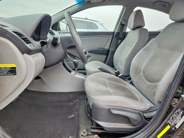 2015 HYUNDAI ACCENT