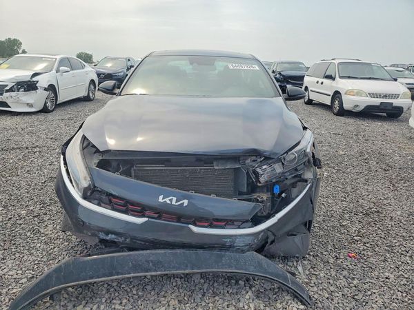 2024 KIA FORTE GT Line