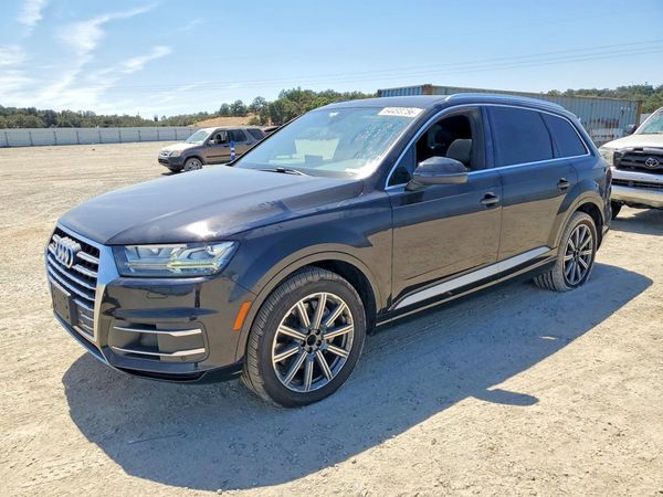 2017 AUDI Q7 quattro Premium Plus