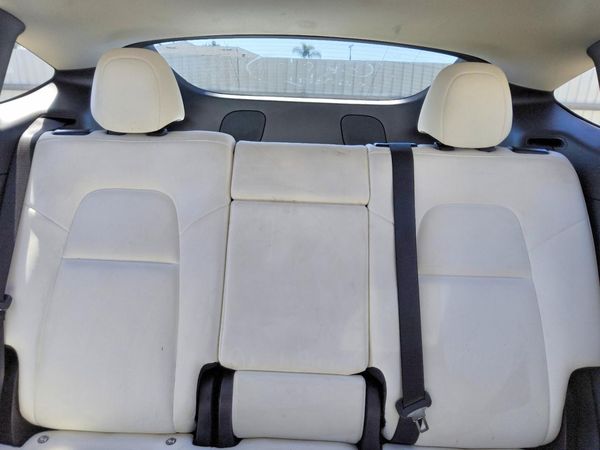 2021 TESLA MODEL Y — SUVN
