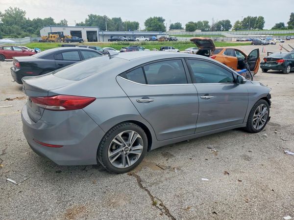 2017 HYUNDAI ELANTRA