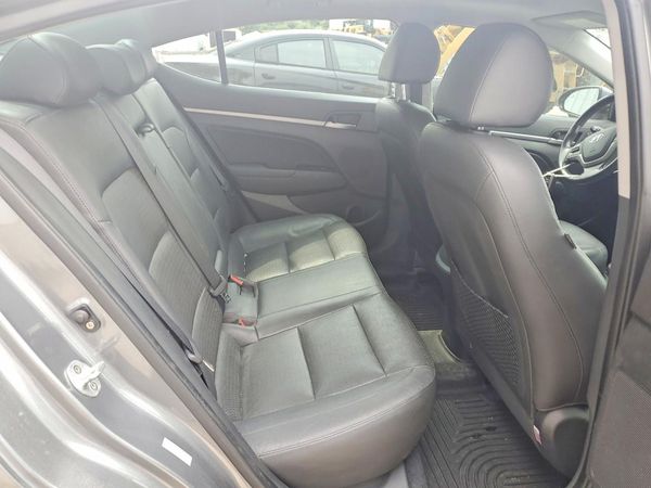 2017 HYUNDAI ELANTRA