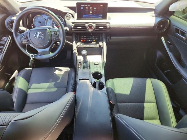 2025 LEXUS IS 350 350 F Sport Design