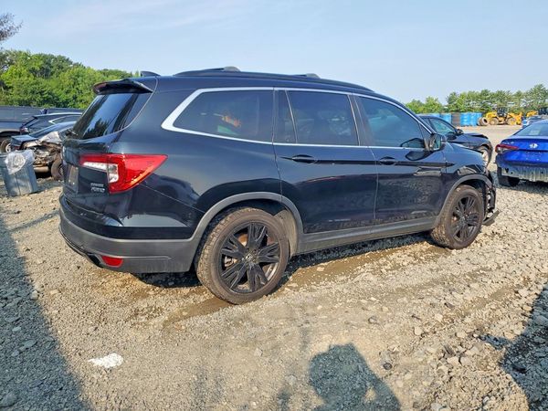 2022 HONDA PILOT SE