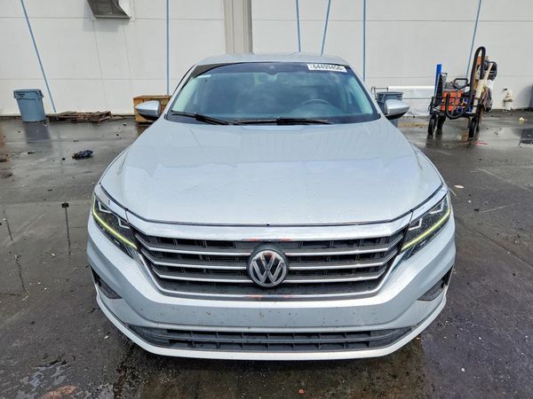 2020 VOLKSWAGEN PASSAT SE