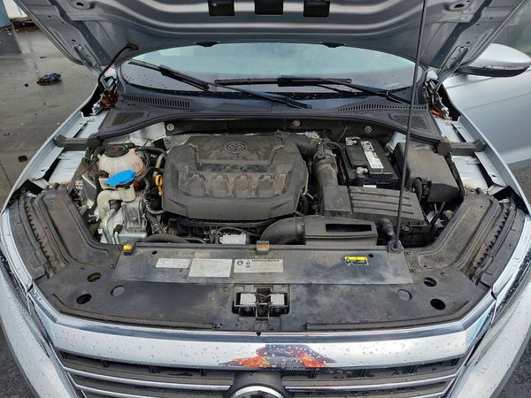 2020 VOLKSWAGEN PASSAT SE