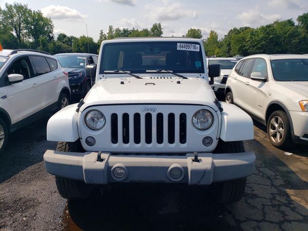 2015 JEEP WRANGLER UNLIMITED SAHARA 4X4