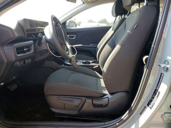 2026 KIA K4 LX, LXS