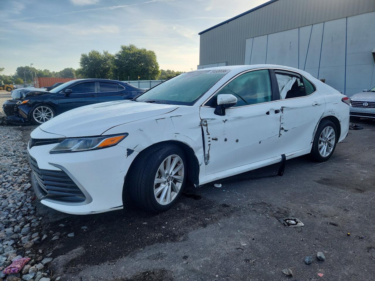 2023 TOYOTA CAMRY LE
