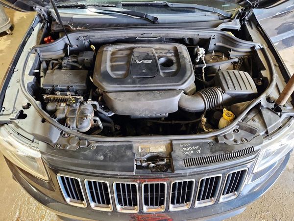 2016 JEEP GRAND CHEROKEE LAREDO 4X4