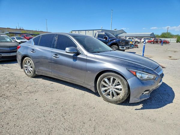 2016 INFINITI Q50