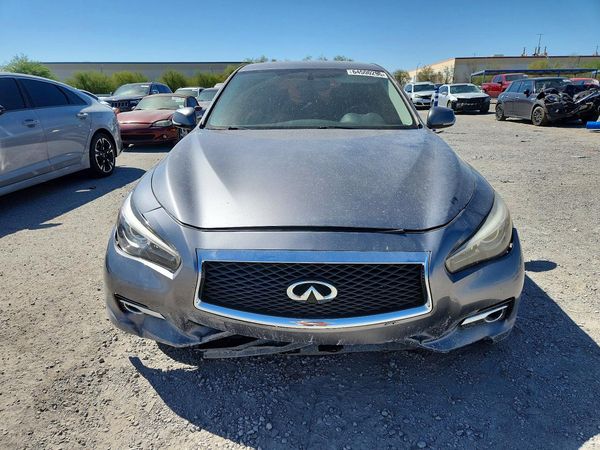 2016 INFINITI Q50