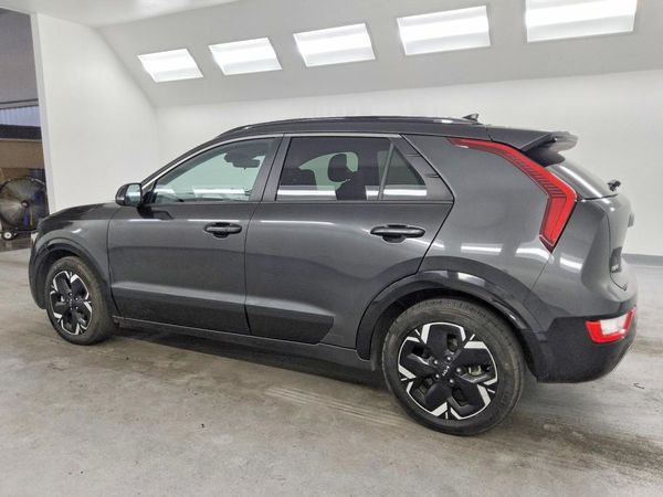 2023 KIA NIRO Wind