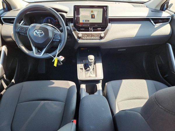 2026 TOYOTA COROLLA CROSS