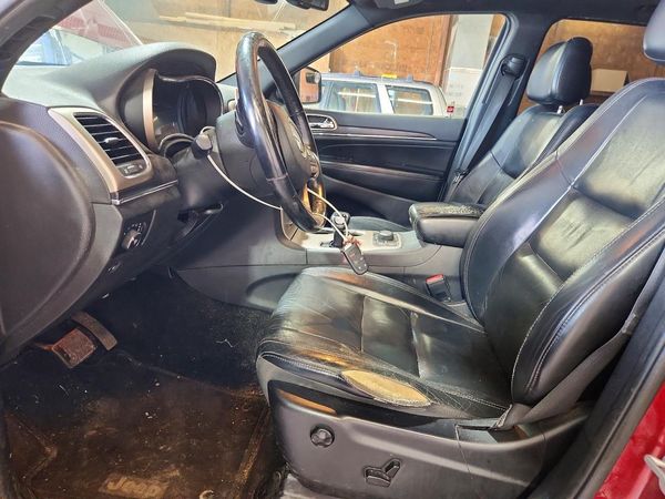 2014 JEEP CHEROKEE Limited — DENT