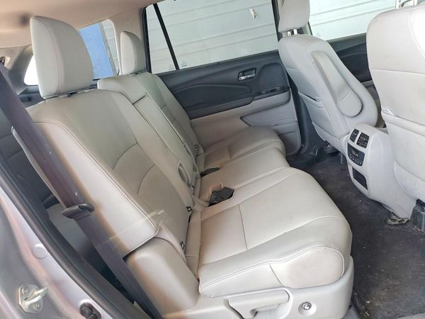 2022 HONDA PILOT SE