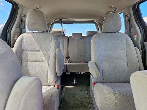 2020 TOYOTA SIENNA D grade