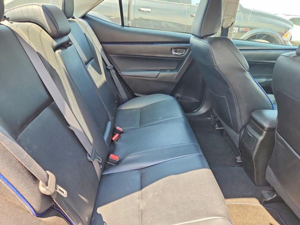 2017 TOYOTA COROLLA