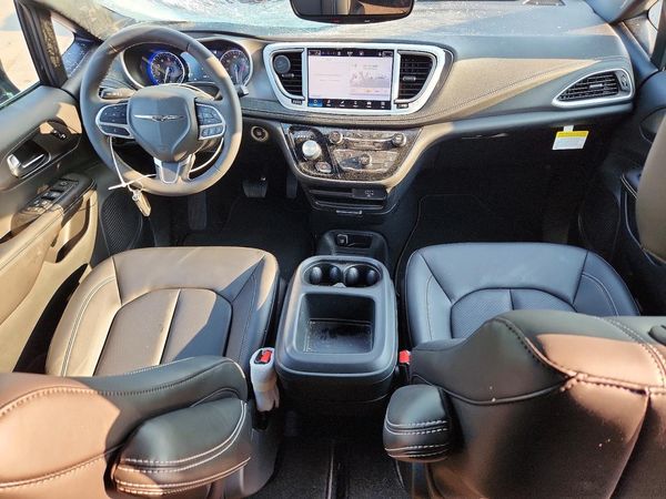 2026 CHRYSLER PACIFICA